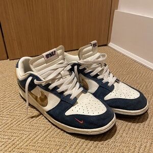 Kasina x Dunk Low '80s Bus'